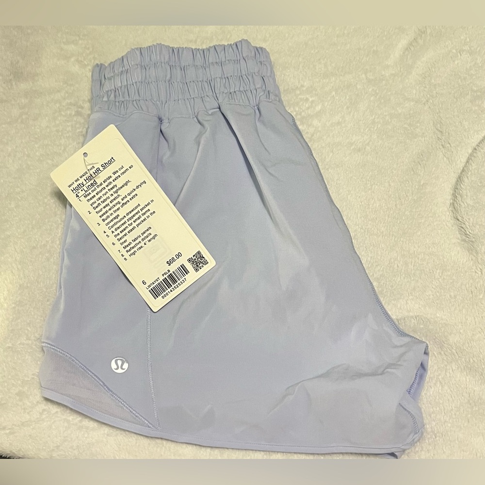 Lululemon Athletica Hotty Hot High-Rised Lined Short 4”